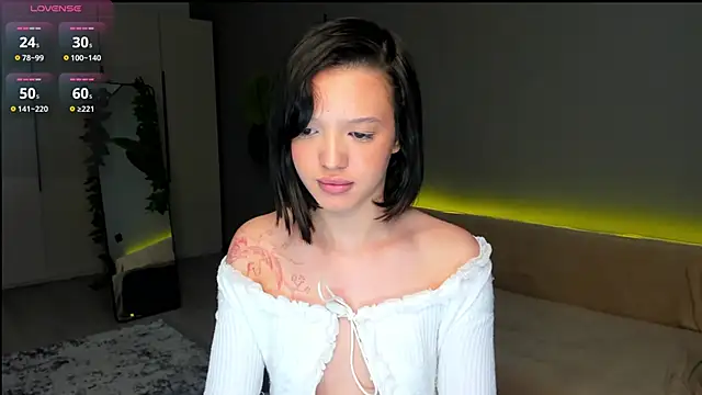 Snapshot of RikoAsada chatting on 03.21.26 RikoAsada online show from 03.21.26