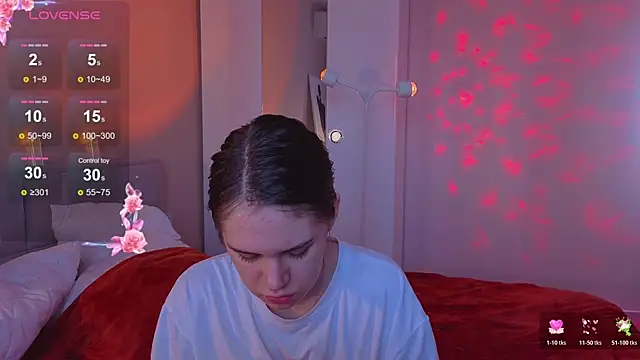 Mia Luw online show from 11.06.25