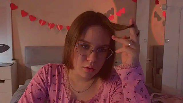 Mia Luw online show from 03.01.26