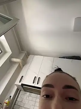 Celine Roxelle online show from 03.11.26