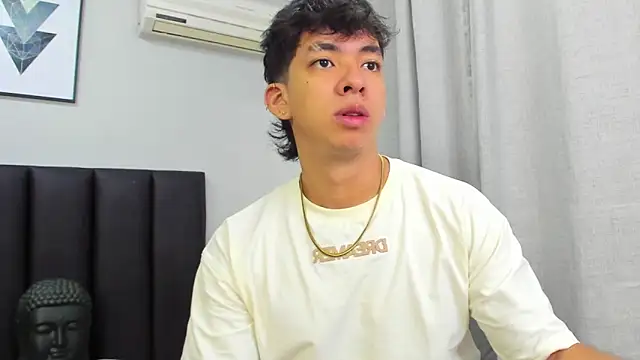 ISAAC CRYSTON online show from 02.10.25