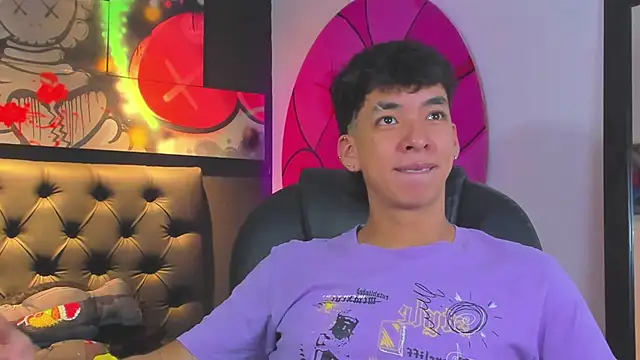 ISAAC CRYSTON online show from 09.27.25