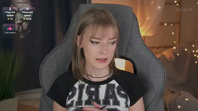 KiraMontoya online show from 04.14.26