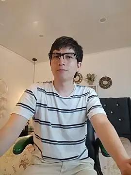 Golden-Boyy online show from 10.05.25