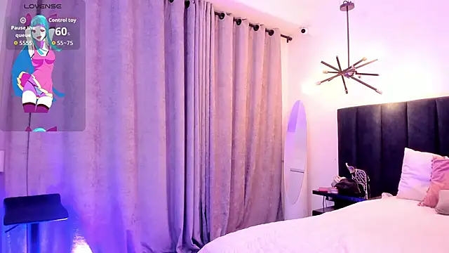 nattashaa7 online show from 12.21.25