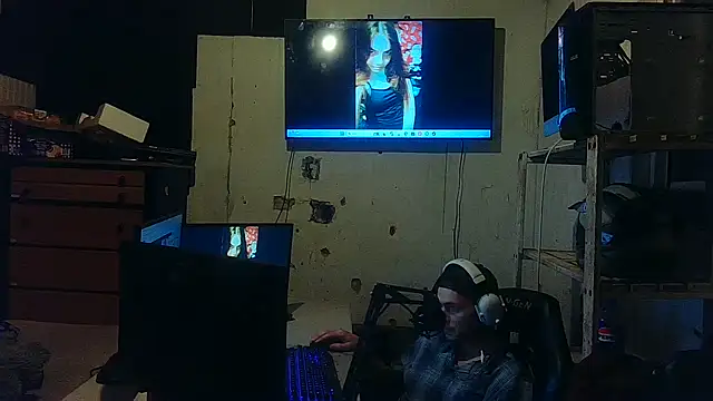 nuttyking2022 online show from 04.17.26