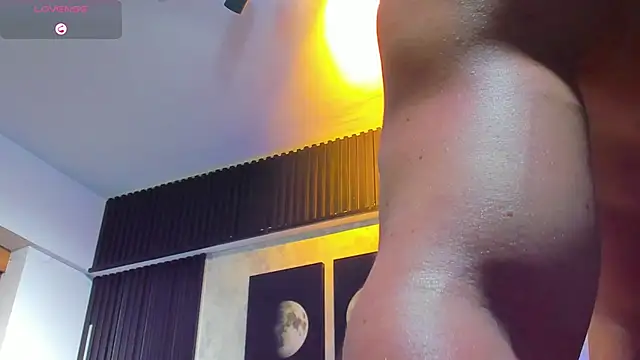 Snapshot of David_blake_ chatting on 02.07.25 David blake online show from 02.07.25