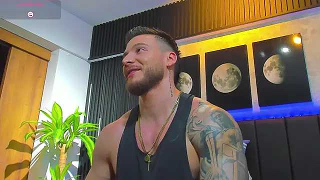 Snapshot of David_blake_ chatting on 03.18.25 David blake online show from 03.18.25