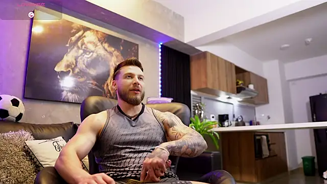 Snapshot of David_blake_ chatting on 10.23.25 David blake online show from 10.23.25