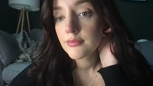 laceyjames24 online show from 11.12.25