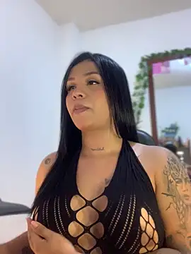 Snapshot of tinalove7 chatting on 10.24.25 tinalove7 online show from 10.24.25