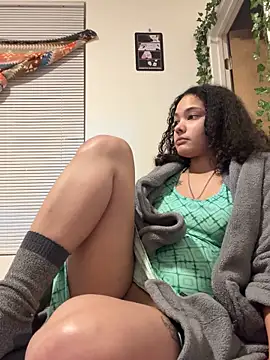 tastylolaaa online show from 10.26.25