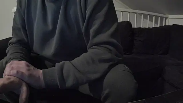 Snapshot of YourLoveBoyKevin chatting on 02.17.25 YourLoveBoyKevin online show from 02.17.25