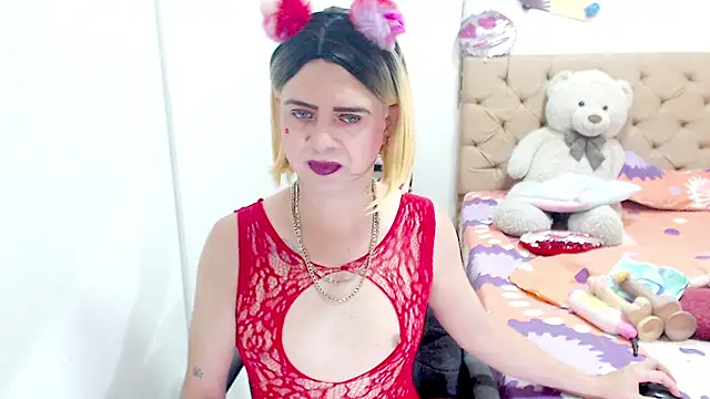 Snapshot of Dolldirtyxxx chatting on 09.14.25 Dolldirtyxxx online show from 09.14.25