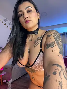 Snapshot of Madissonlove_1 chatting on 02.18.26 Madissonlove 1 online show from 02.18.26