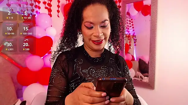 Snapshot of Cintiia_Holmes chatting on 02.16.25 Cintiia Holmes online show from 02.16.25