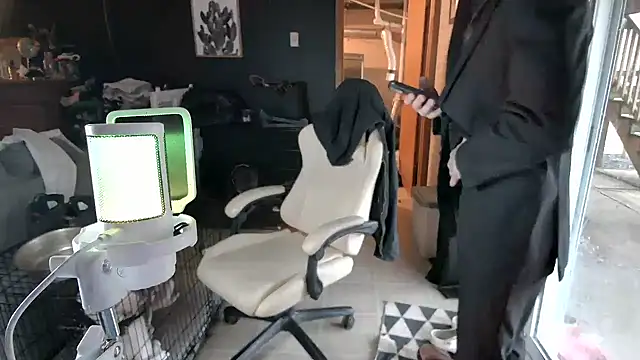 Snapshot of BadJewfucks chatting on 01.06.26 BadJewfucks online show from 01.06.26