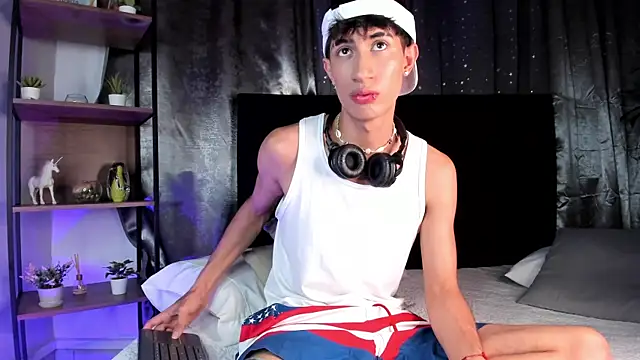 NovaaWheler online show from 11.09.25