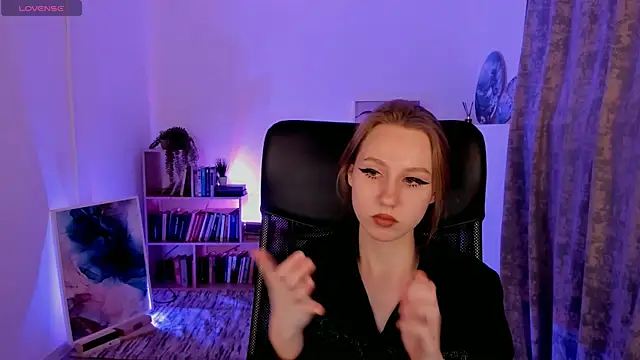 DariaTate online show from 03.13.25