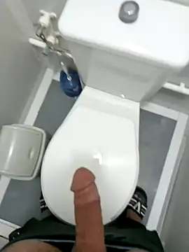 Snapshot of bigcockturk3 chatting on 02.16.25 bigcockturk3 online show from 02.16.25