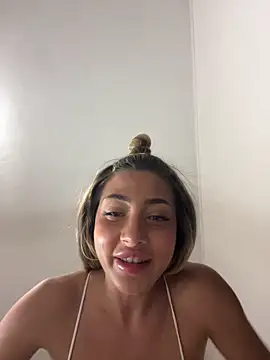 BonyBon29 online show from 02.13.25