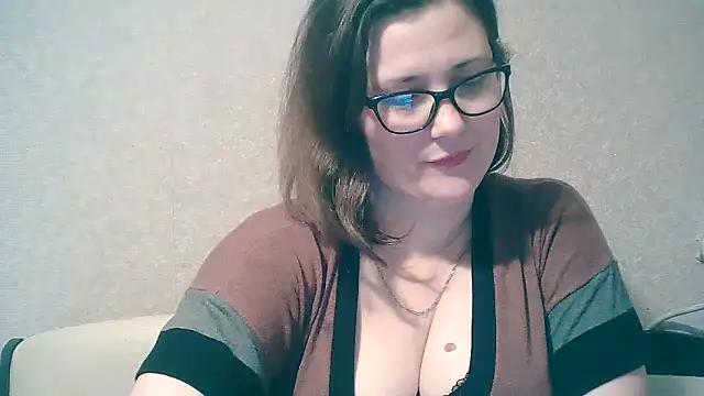 MerryLaCherry online show from 02.05.25
