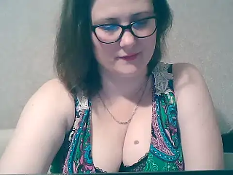 MerryLaCherry online show from 02.14.25