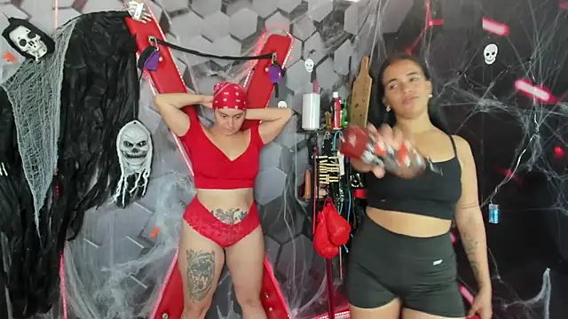 Snapshot of subbdsmextremo2 chatting on 10.22.25 subbdsmextremo2 online show from 10.22.25