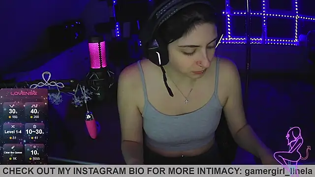 Gamergirl-Linela online show from 11.18.25