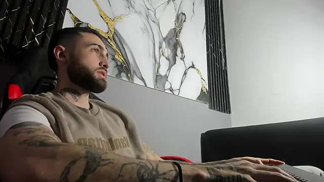 Luke davis01 online show from 09.09.25