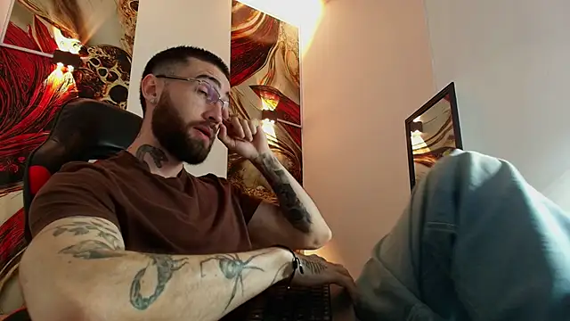 Luke davis01 online show from 10.06.25