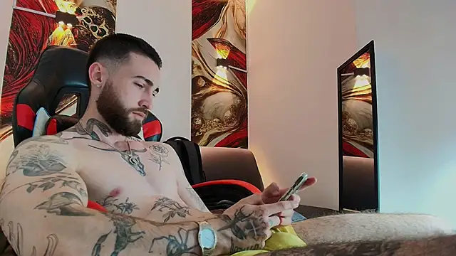 Luke davis01 online show from 11.13.25