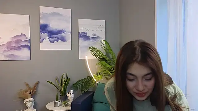 Snapshot of PortiaBellew chatting on 02.09.25 PortiaBellew online show from 02.09.25
