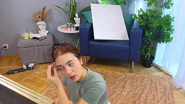 Snapshot of PortiaBellew chatting on 02.12.25 PortiaBellew online show from 02.12.25