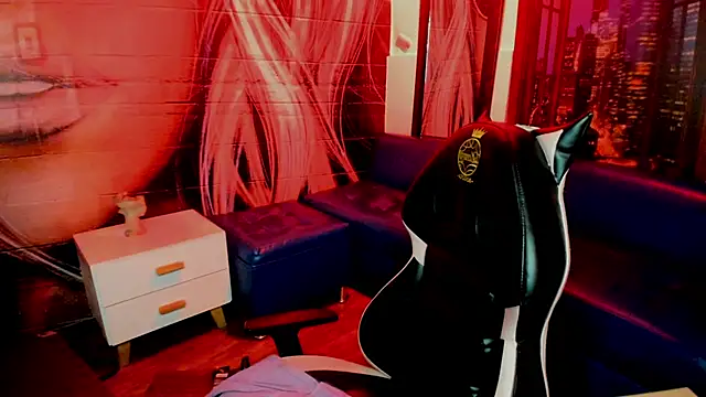 Snapshot of Rouse_darkk chatting on 04.11.26 Rouse darkk online show from 04.11.26