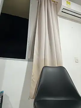 Tana latin online show from 04.21.26