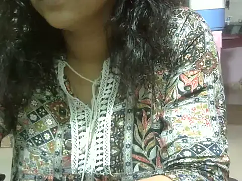 Snapshot of Your_cutiepie_ chatting on 05.05.26 Your cutiepie online show from 05.05.26