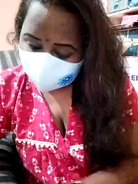 Snapshot of dolly_telugu01 chatting on 02.23.25 dolly telugu01 online show from 02.23.25