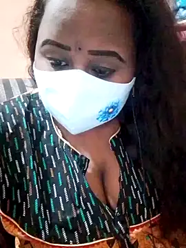 Snapshot of dolly_telugu01 chatting on 02.24.25 dolly telugu01 online show from 02.24.25