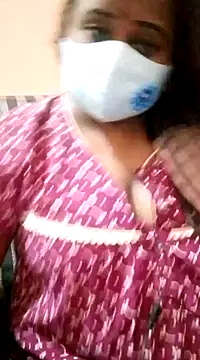 Snapshot of dolly_telugu01 chatting on 02.25.25 dolly telugu01 online show from 02.25.25