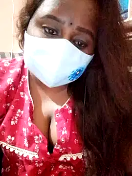 Snapshot of dolly_telugu01 chatting on 03.04.25 dolly telugu01 online show from 03.04.25