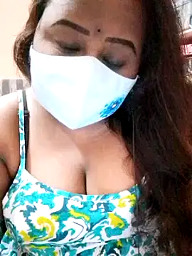 Snapshot of dolly_telugu01 chatting on 03.06.25 dolly telugu01 online show from 03.06.25