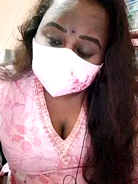 Snapshot of dolly_telugu01 chatting on 03.07.25 dolly telugu01 online show from 03.07.25