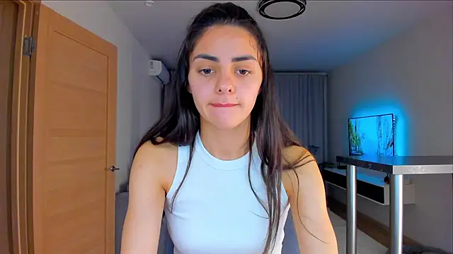 EmiliaZen online show from 11.10.25