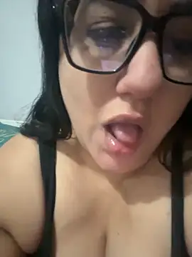 Snapshot of daianaspencer chatting on 11.10.25 daianaspencer online show from 11.10.25