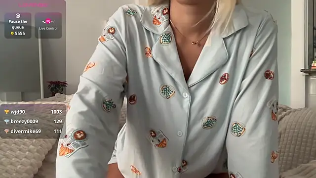 Snapshot of xdaisyhansen chatting on 12.02.25 xdaisyhansen online show from 12.02.25