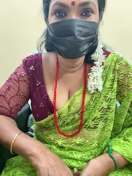 Snapshot of niiveditha chatting on 02.06.25 niiveditha online show from 02.06.25