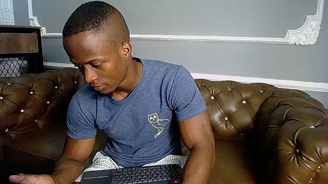 LiamRivers  online show from 02.18.26