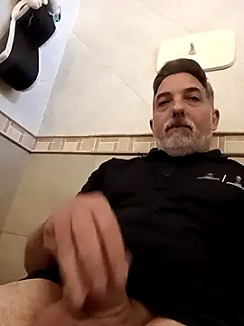 Snapshot of Sexyguycumming chatting on 03.16.25 Sexyguycumming online show from 03.16.25