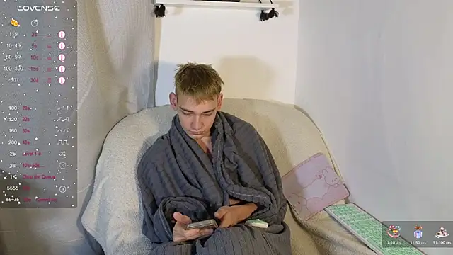 Snapshot of Julian_wins chatting on 01.17.26 Julian wins online show from 01.17.26